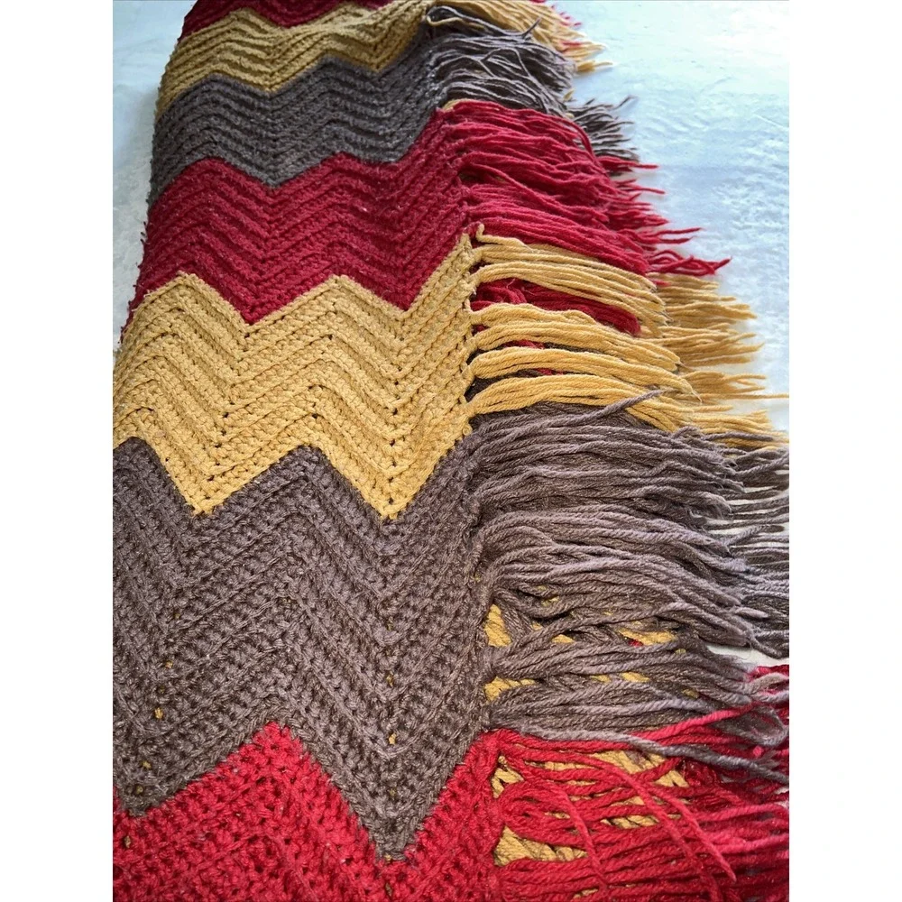 VINTAGE  Fringed ZIG ZAG Large 62